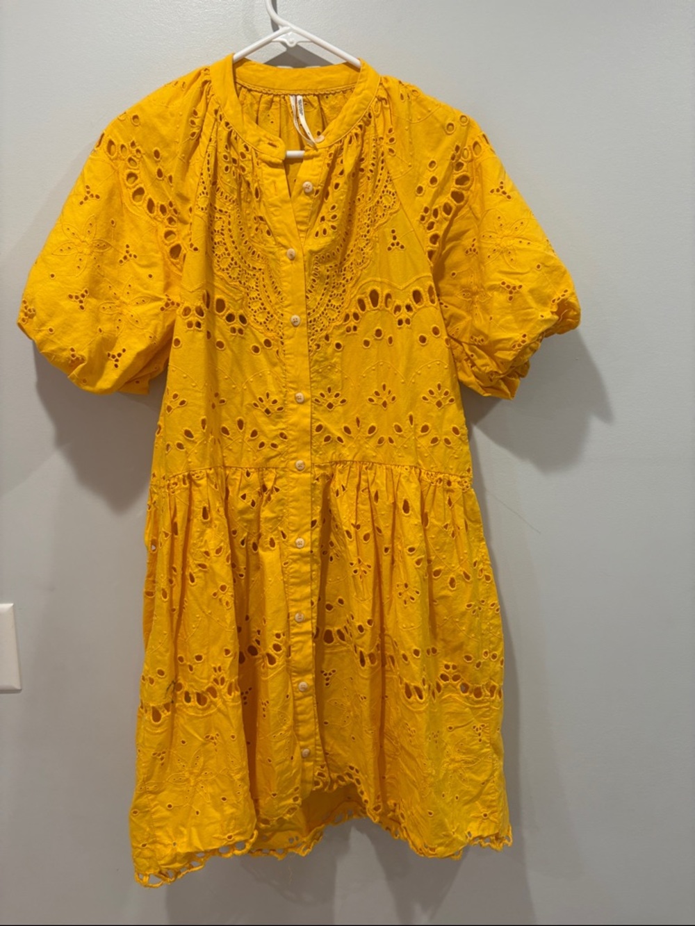 Anthropologie Sunny Yellow Eyelet Button-Front Dress oversized! - Picture 3 of 5